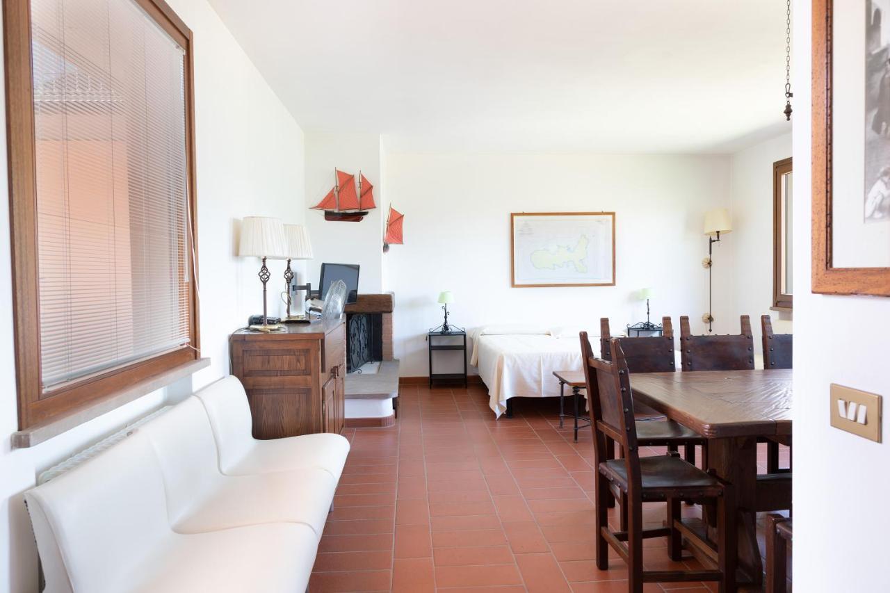 Country Hotel Residence Da Pilade Capoliveri  Exterior foto