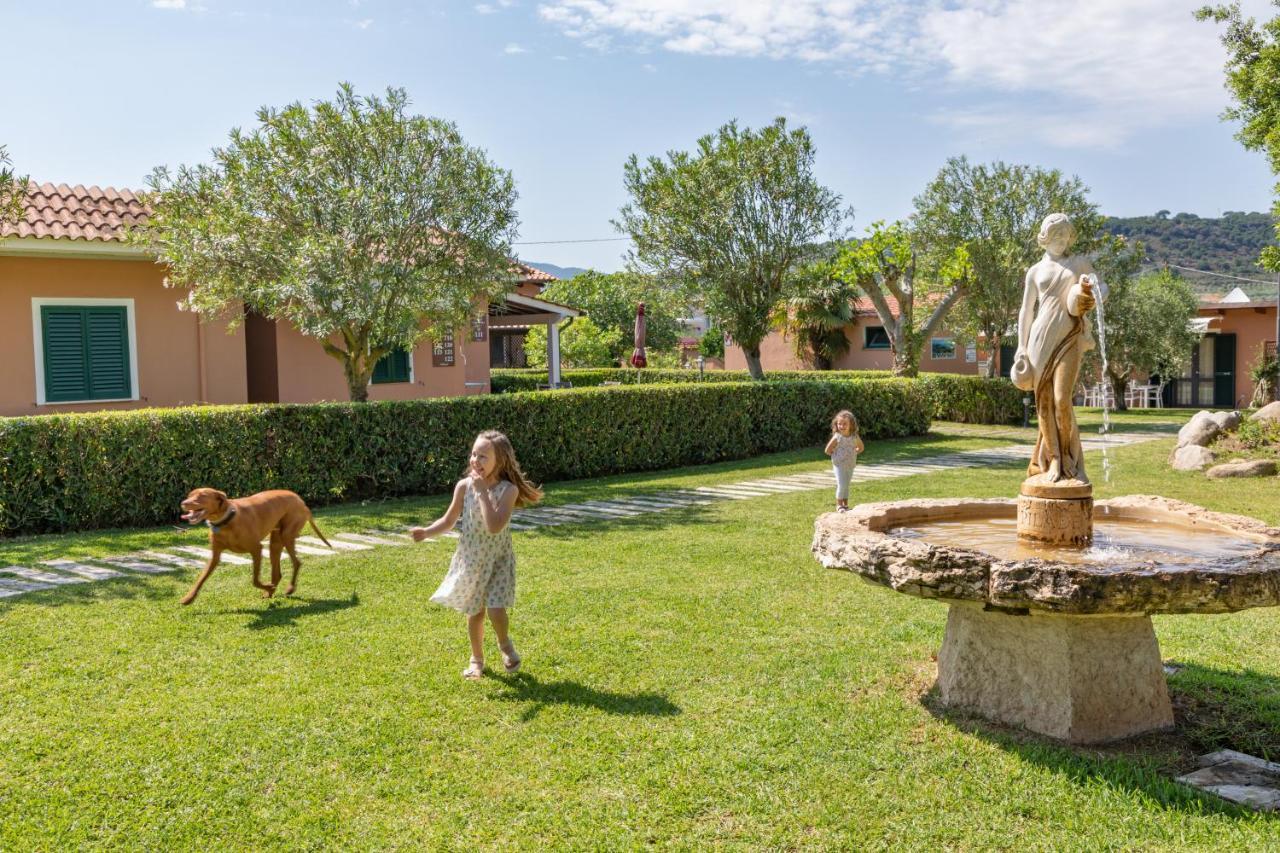Country Hotel Residence Da Pilade Capoliveri  Exterior foto